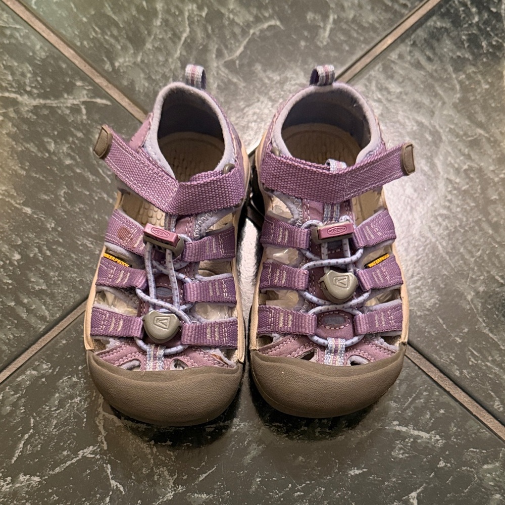 Keen Girls Lavender Purple Closed-Toe Sport Sandals